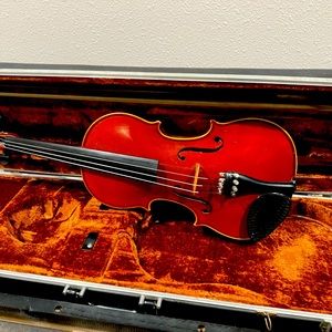 Andreas Hornsteiner violin from registered in 1980